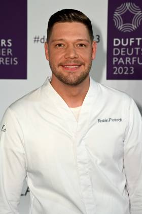 Deutscher Parfumpreis Duftstars am 16.11.2023 in der Rheinterrasse in Düsseldorf Die Verleihung des 31. Deutschen Parfumpreises Duftstars findet am 16.11.2023 in der Rheinterrasse in Düsseldorf statt. Robin Pietsch