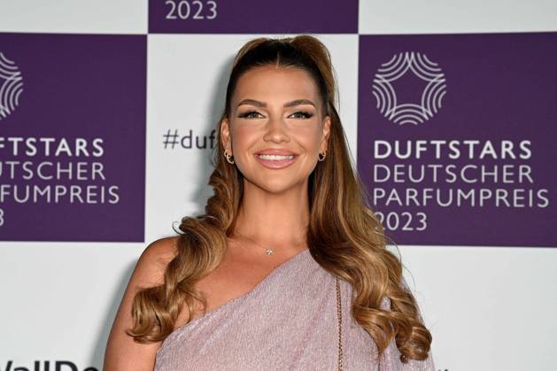 Deutscher Parfumpreis Duftstars am 16.11.2023 in der Rheinterrasse in Düsseldorf Die Verleihung des 31. Deutschen Parfumpreises Duftstars findet am 16.11.2023 in der Rheinterrasse in Düsseldorf statt. Farina Opoku