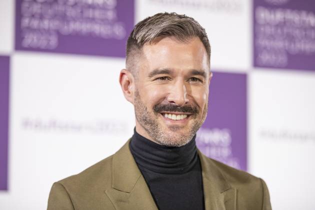 Moderator Jochen Schropp. DUFTSTARS 2023 - Deutscher Parfumpreis Verleihung des deutschen Parfumpreises DUFTSTARS durch die Fragrance Foundation am 16.11.2023, Rheinterrassen, Duesseldorf.