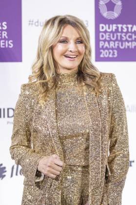 Moderatorin Frauke Ludowig. DUFTSTARS 2023 - Deutscher Parfumpreis Verleihung des deutschen Parfumpreises DUFTSTARS durch die Fragrance Foundation am 16.11.2023, Rheinterrassen, Duesseldorf.