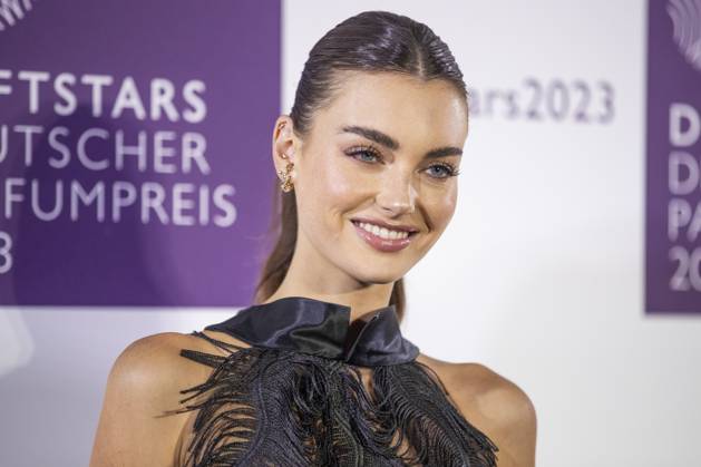 Influencerin Celine Bethmann. DUFTSTARS 2023 - Deutscher Parfumpreis Verleihung des deutschen Parfumpreises DUFTSTARS durch die Fragrance Foundation am 16.11.2023, Rheinterrassen, Duesseldorf.