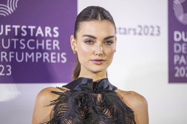 Influencerin Celine Bethmann. DUFTSTARS 2023 - Deutscher Parfumpreis Verleihung des deutschen Parfumpreises DUFTSTARS durch die Fragrance Foundation am 16.11.2023, Rheinterrassen, Duesseldorf.