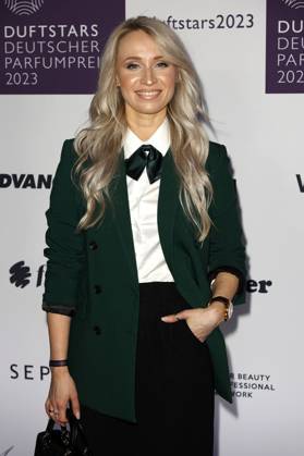 Angelina Patchouli bei der Verleihung des Deutschen Parfumpreises Duftstars 2023 auf der Rheinterrasse Düsseldorf. Düsseldorf, 16.11.2023