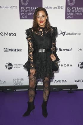 Nina Moghaddam bei der Verleihung des Deutschen Parfumpreises Duftstars 2023 auf der Rheinterrasse Düsseldorf. Düsseldorf, 16.11.2023