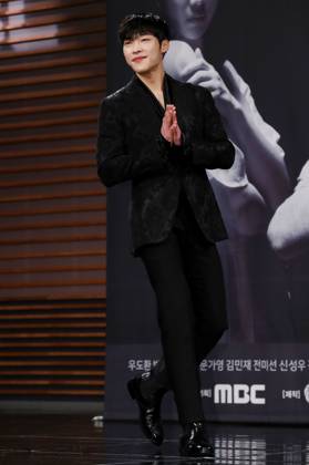 S. Korean actor Woo Do-hwan S. Korean actor Woo Do-hwan South Korean actor Woo Do-hwan, who stars in the new drama The Great Seducer, poses for a photo during a publicity event in Seoul on March 8, 2018. The first episode of the drama will be aired by the MBC TV network on March 12. (Yonhap) 2018-03-09 09:14:17 < 1980-2018 YONHAPNEWS AGENCY. .> ¼¿ïƯº°½Ã EDITORIAL USE ONLY Copyright: xx PYH2018030902390034400 YonhapxNewsx yonphotos130187