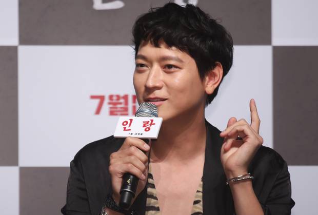 S. Korean actor Kang Dong-won S. Korean actor Kang Dong-won South Korean actor Kang Dong-won, who stars in the new movie Inrang, attends a publicity event in Seoul on June 18, 2018. The movie will be released in South Korea on July 25. (Yonhap) 2018-06-18 13:47:17 < 1980-2018 YONHAPNEWS AGENCY. .> ¼¿ïƯº°½Ã EDITORIAL USE ONLY Copyright: xx PYH2018061809300034400 YonhapxNewsx yonphotos135669