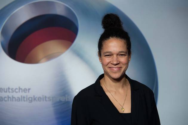 Celia SASIC, ehem. Fussballspielerin, Roter Teppich, Red Carpet Show, Ankunft, arrival, Verleihung Deutscher Nachhaltigkeitspreis in Duesseldorf am 24.11.2023.