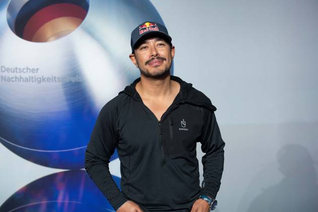 Nirmal PURJA, Bergsteiger, Roter Teppich, Red Carpet Show, Ankunft, arrival, Verleihung Deutscher Nachhaltigkeitspreis in Duesseldorf am 24.11.2023.