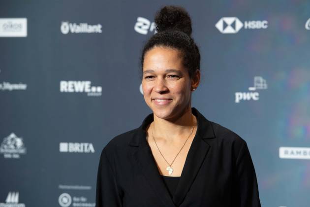 Celia SASIC, ehem. Fussballspielerin, Roter Teppich, Red Carpet Show, Ankunft, arrival, Verleihung Deutscher Nachhaltigkeitspreis in Duesseldorf am 24.11.2023.