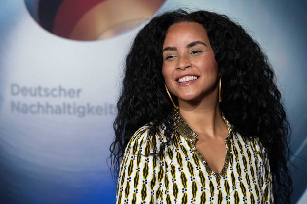 Domitila BARROS, Miss Germany 2022, Roter Teppich, Red Carpet Show, Ankunft, arrival, Verleihung Deutscher Nachhaltigkeitspreis in Duesseldorf am 24.11.2023.