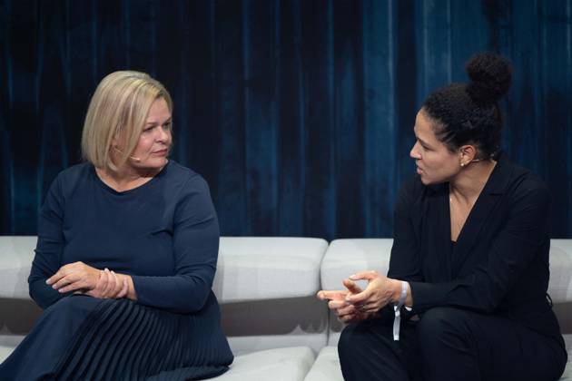 v.l. Nancy FAESER, Bundesinnenministerin, Celia SASIC, ehem. Fussballspielerin, DFB Vizepraesidentin, Verleihung Deutscher Nachhaltigkeitspreis in Duesseldorf am 24.11.2023.