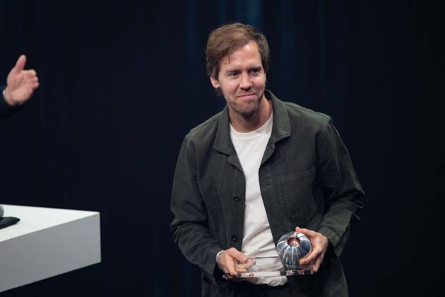Sebastian VETTEL erhaelt den Deutschen Nachhaltigkeitspreis, Verleihung Deutscher Nachhaltigkeitspreis in Duesseldorf am 24.11.2023.