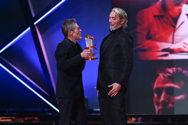 Bilder des Jahres 2023, Entertainment 11 November Entertainment Themen der Woche KW47 Entertainment Bilder des Tages 20th Marrakech Film Festival. Opening. 20e festival du film de Marrakech. Hommage a Mads Mikkelsen. Willem Dafoe. 299142 2023-11-24 Marrakech Maroc  Copyright: xSergexArnalx xStarfacex STAR_299142_055