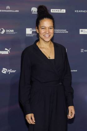 Celia Sasic bei der Verleihung des 16. Deutschen Nachhaltigkeitspreises 2023 im Maritim Hotel. Düsseldorf, 24.11.2023