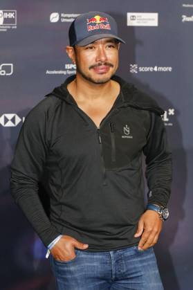 Nirmal Purja bei der Verleihung des 16. Deutschen Nachhaltigkeitspreises 2023 im Maritim Hotel. Düsseldorf, 24.11.2023