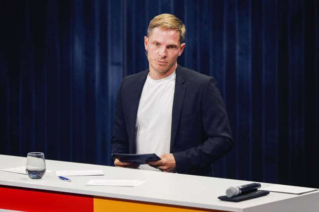 Sebastian Steudtner bei der Verleihung des 16. Deutschen Nachhaltigkeitspreises 2023 im Maritim Hotel. Düsseldorf, 24.11.2023
