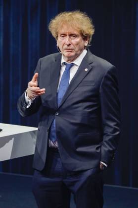 Michael Braungart bei der Verleihung des 16. Deutschen Nachhaltigkeitspreises 2023 im Maritim Hotel. Düsseldorf, 24.11.2023