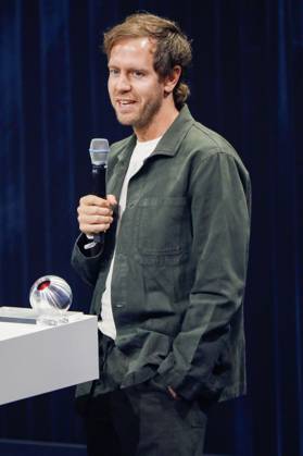 Sebastian Vettel bei der Verleihung des 16. Deutschen Nachhaltigkeitspreises 2023 im Maritim Hotel. Düsseldorf, 24.11.2023