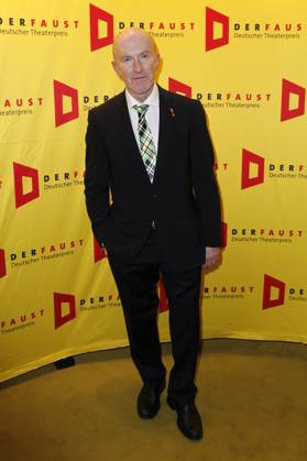Peter Nottmeier bei der Verleihung des 18. Deutschen Theaterpreises Der Faust 2023 im Thalia Theater. Hamburg, 25.11.2023