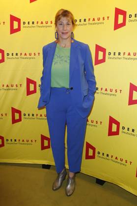 Helene Grass bei der Verleihung des 18. Deutschen Theaterpreises Der Faust 2023 im Thalia Theater. Hamburg, 25.11.2023