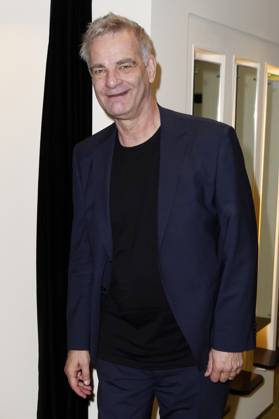 Heinrich Schafmeister bei der Verleihung des 18. Deutschen Theaterpreises Der Faust 2023 im Thalia Theater. Hamburg, 25.11.2023