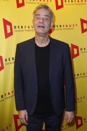 Heinrich Schafmeister bei der Verleihung des 18. Deutschen Theaterpreises Der Faust 2023 im Thalia Theater. Hamburg, 25.11.2023