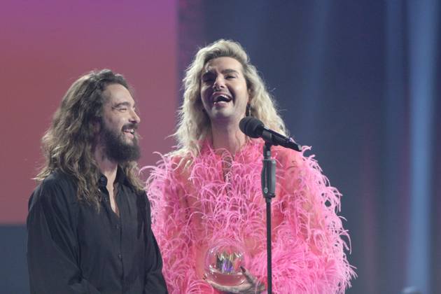 Bielefeld, NRW, Deutschland, 30.11.2023: Preisverleihung der Einslive Krone im Bielefelder Lokschuppen: Tom und Bill Kaulitz bekommen eine Krone in der Kategorie Unterhaltung Copyright: xdtsxNachrichtenagenturx dts_26994