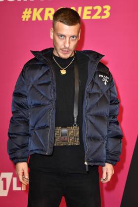 Felix Lobrecht bei der 24. Verleihung der 1Live Krone 2023 im Lokschuppen. Bielefeld, 30.11.2023
