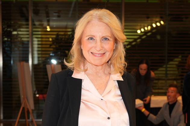 Maren Kroymann bei der Daffne Verleihung von der Deutschen Akademie fuer Fernsehen am 2.12.2023 in Berlin Daffne Verleihung 2023 in Berlin