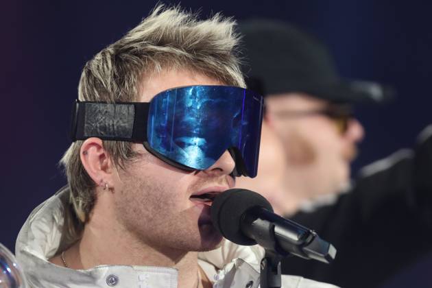 Bielefeld, NRW, Deutschland, 30.11.2023: Preisverleihung der Einslive Krone im Bielefelder Lokschuppen: Ski Aggu, bürgerlich August Jean Diederich, deutscher Rapper und bekannt für das Tragen einer Skibrille. Copyright: xdtsxNachrichtenagenturx dts_27263