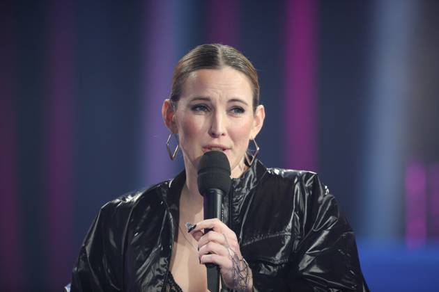 Bielefeld, NRW, Deutschland, 30.11.2023: Preisverleihung der Einslive Krone im Bielefelder Lokschuppen: Moderatorin Jeannine Michaelsen Copyright: xdtsxNachrichtenagenturx dts_27265