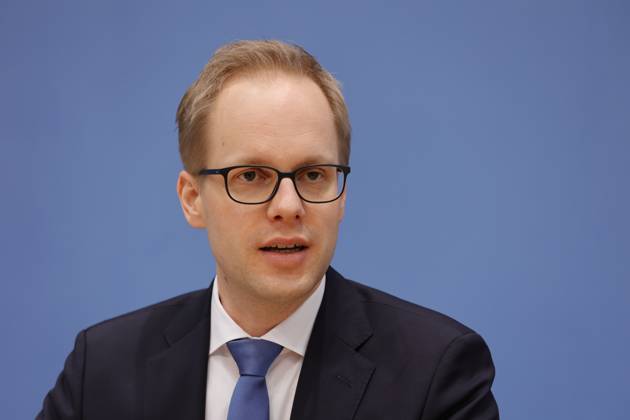 Dr. Jens Brandenburg, im BMBF, Deutschland, Berlin, Bundespressekonferenz, Thema: Veröffentlichung des PISA 2022-Berichts (Programme for International Student Assessment)