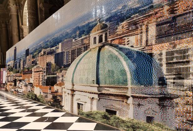 Bilder des Jahres 2023, News 12 Dezember News Themen der Woche KW49 News Bilder des Tages The largest Lego lenticular mosaic exhibited at Holy Spirit church - Bergamo The largest Lego lenticular mosaic, with the contribution of various Italian pediatric departments, 454 children involved over 5000 hours of work exhibited at the Santo Spirito church in Bergamo, Italy, on December 10, 2023. 811008 Bricks, 3168 bases, spectacular double point perspective mosaic where you can see the cities of Bergamo or Brescia depending on the viewing angle. Photo by Luca Ponti IPA ABACAPRESS.COM Bergamo Bergamo Italy Italy  Copyright: xIPA ABACAx