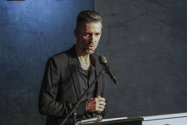 Bochumer Theaterpreis-Verleihung ** NUR FÜR REDAKTIONELLE ZWECKE ** EDITORIAL USE ONLY **<p>Grußworte von Schauspielhaus, Vasco Boenisch, Die Bochumer Theaterpreise werden feierlich im Schauspielhaus verliehen: Zwei Schauspieler aus dem Ensemble erhalten den Haupt- und Nachwuchspreis am 15. Dezember 2023. FUNKE Foto Services Klaus Pollkläsener < p> Deutschland NRW Bochum Copyright: KlausxPollkläsener
