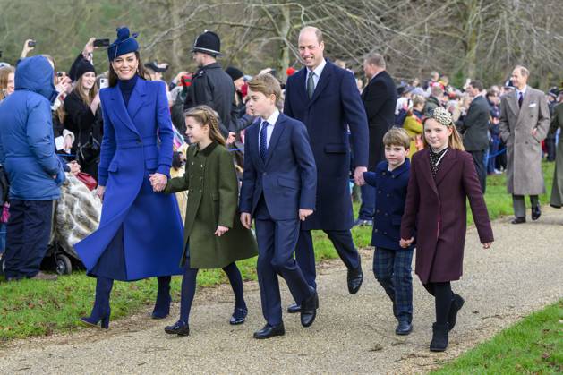 Entertainment Themen der Woche KW52 Bilder des Jahres 2023, Entertainment 12 Dezember Entertainment Bilder des Tages Members of the British Royal Family attend the Christmas Day service at Sandringham Featuring: Catherine Princess of Wales, Princess Charlotte, Prince George, Prince William, Prince Louis, Mia Tindall Where: Sandringham, Norfolk, United Kingdom When: 25 Dec 2023 Credit: Cover Images EDITORIAL USE ONLY. NOT FOR USE BY NEWSPAPERS BASED IN THE UK. Copyright: xx 53324695