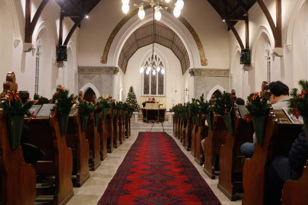 December 25, 2023, Izmir, Alsancak, Turkey: Churchgoers are seen attending the Christmas mass at the Lighthouse Church in Izmir. The Christian community in Izmir gathered at Lighthouse Church to partake in a sacred mass in celebration of Christmas on December 25. For Christians, Christmas holds immense significance as it marks the birth of Jesus Christ. Izmir Turkey - ZUMAs197 20231225_aaa_s197_154 Copyright: xYusufxBelekx
