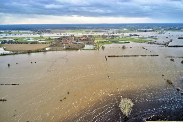 Bilder des Jahres 2023, News 12 Dezember News Themen der Woche KW52 Hochwasser und Überschwemmungen der Aller in der Region Heidekreis nach tagelangen starken Regenfällen. Kirchwahlingen, 28.12.2023
