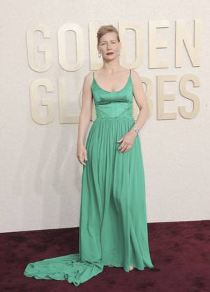 Bilder des Jahres 2024, Entertainment 01 Januar Entertainment Themen der Woche KW01 Entertainment Bilder des Tages RECORD DATE NOT STATED Sandra HÃ¼ller at arrivals, 81st Annual Golden Globe Awards, Beverly Hilton Hotel, Beverly Hills, CA, United States, January 7, 2024. (Photo by: Elizabeth Goodenough Everett Collection) PUBLICATIONXNOTxINxCANxCHNxFRAxITAxJPNxNORxPOLxRUSxESPxUKxUSA