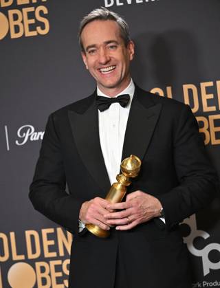 Matthew Macfadyen, winner of the Best Supporting Actor, Television award for Succession during the 81st annual Golden Globe Awards at the Beverly Hilton in Beverly Hills, California on Sunday, January 7, 2024.  LAP202401070357 CHRISxCHEW