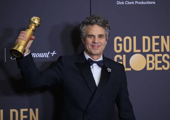 January 7, 2024, Beverly Hills, California, USA: Mark Ruffalo in the press room of the 81st Annual Golden Globe Awards on Sunday January 7, 2024 at The Beverly Hilton Hotel in Beverly Hills, California. ARIANA RUIZ PI Beverly Hills USA - ZUMAp124 20240107_zaa_p124_107 Copyright: xArianaxRuizx