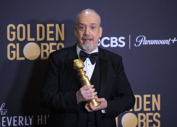 January 7, 2024, Beverly Hills, California, USA: Paul Giamatti in the press room of the 81st Annual Golden Globe Awards on Sunday January 7, 2024 at The Beverly Hilton Hotel in Beverly Hills, California. ARIANA RUIZ PI Beverly Hills USA - ZUMAp124 20240107_zaa_p124_112 Copyright: xArianaxRuizx