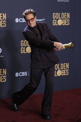 January 7, 2024, Beverly Hills, California, USA: Robert Downey Jr. in the press room of the 81st Annual Golden Globe Awards on Sunday January 7, 2024 at The Beverly Hilton Hotel in Beverly Hills, California. ARIANA RUIZ PI Beverly Hills USA - ZUMAp124 20240107_zaa_p124_117 Copyright: xArianaxRuizx