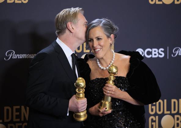 January 7, 2024, Beverly Hills, California, USA: Christopher Nolan and Emma Thomas (L-R) in the press room of the 81st Annual Golden Globe Awards on Sunday January 7, 2024 at The Beverly Hilton Hotel in Beverly Hills, California. ARIANA RUIZ PI Beverly Hills USA - ZUMAp124 20240107_zaa_p124_169 Copyright: xArianaxRuizx