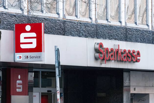Düsseldorf 08.01.2024 Stadtsparkasse Sparkasse SB-Service Selbstbedienungsfiliale Düsseldorf Nordrhein-Westfalen Deutschland