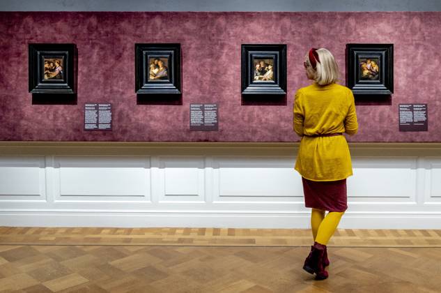 Bilder des Jahres 2024, Entertainment 01 Januar Entertainment Themen der Woche KW03 Entertainment Bilder des Tages LEIDEN - Rembrandt s works refer to four senses during the press preview for the exhibition Rembrandt s four senses - his first paintings in the De Lakenhal museum in Leiden. The museum is celebrating its 150th anniversary and is presenting four paintings by Rembrandt that he made when he lived in Leiden as an 18-year-old. ANP REMKO DE WAAL netherlands out - belgium out  Copyright: xx x488846714x originalFilename: 488846714.jpg
