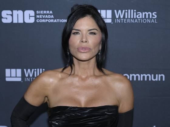 January 19, 2024, Beverly Hills, California, United States: Lauren Sanchez attends the 21st Living Legends of Aviation 2024. Beverly Hills United States - ZUMAb173 20240119_aap_b173_030 Copyright: xBillyxBennightx