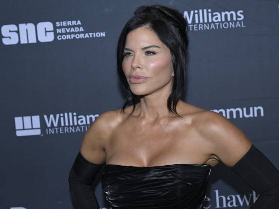 January 19, 2024, Beverly Hills, California, United States: Lauren Sanchez attends the 21st Living Legends of Aviation 2024. Beverly Hills United States - ZUMAb173 20240119_aap_b173_031 Copyright: xBillyxBennightx