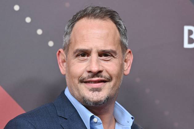 Moritz Bleibtreu (Schauspieler), Einzelbild,angeschnittenes Einzelmotiv,Portraet,Portrait,Porträt. Roter Teppich,Red Carpet,Bayerischer Filmpreis 2023 am 19.09.2024 im Prinzregententheater in Muenchen.