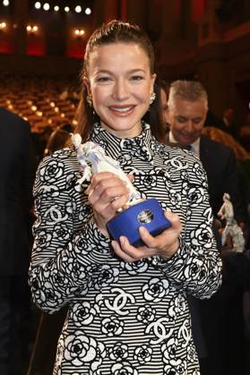 Hannah Herzsprung bei der Verleihung des 45. Bayerischen Filmpreises 2023 im Prinzregententheater. München, 19.01.2024