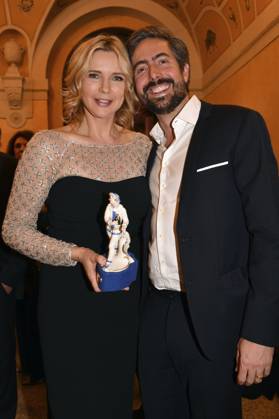 Veronica Ferres und David Dietl bei der Verleihung des 45. Bayerischen Filmpreises 2023 im Prinzregententheater. München, 19.01.2024